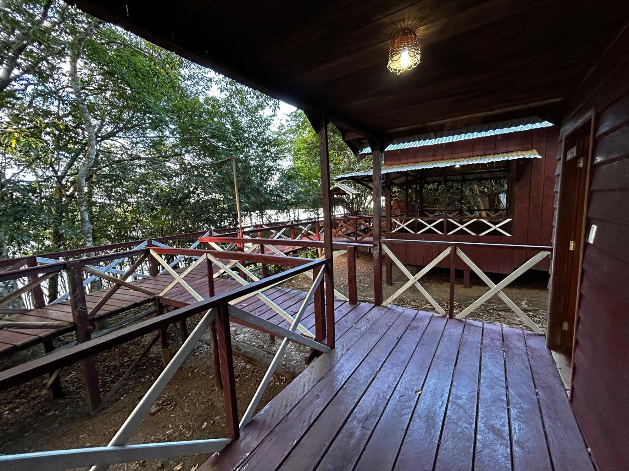 Vista Do Lago Jungle Lodge Cajual Luaran gambar